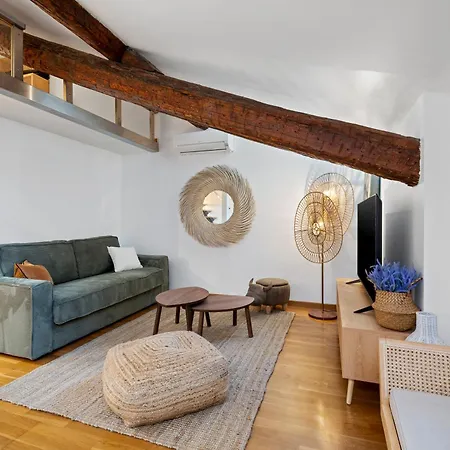 Renting - 3 Massena - Chic Escape Luxury Duplex Place Massena Nicea