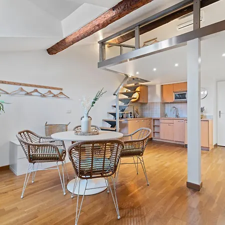 Renting - 3 Massena - Chic Escape Luxury Duplex Place Massena * Nicea