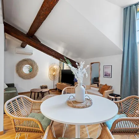 Renting - 3 Massena - Chic Escape Luxury Duplex Place Massena * Nice
